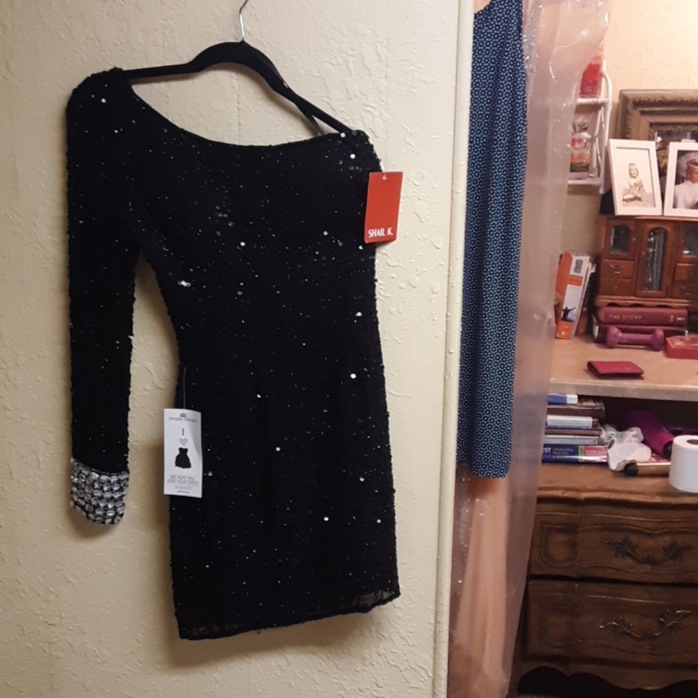 Black sequined dress